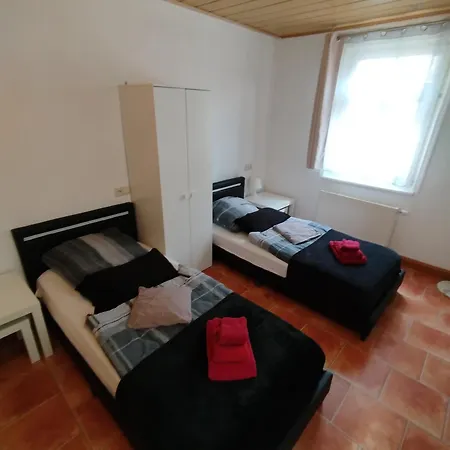 Calwer Hoefle - Fuer Firmen, Handwerker Und Monteure Apartamento Calw